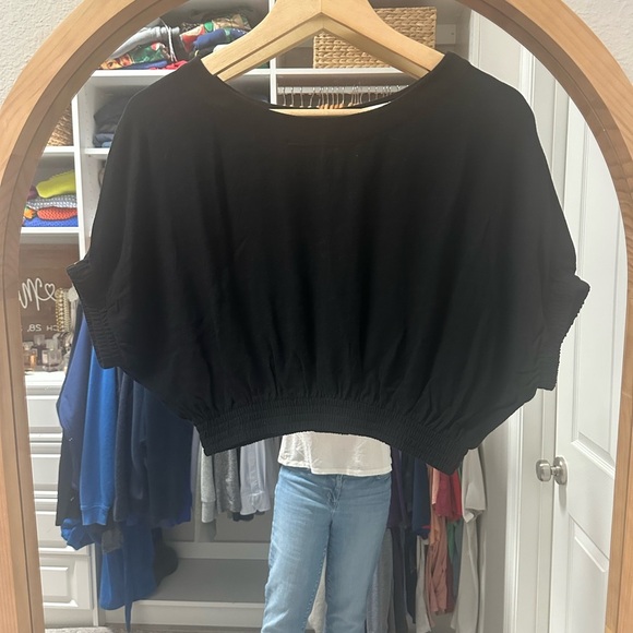 Black Women's Top - Picture 2 of 7